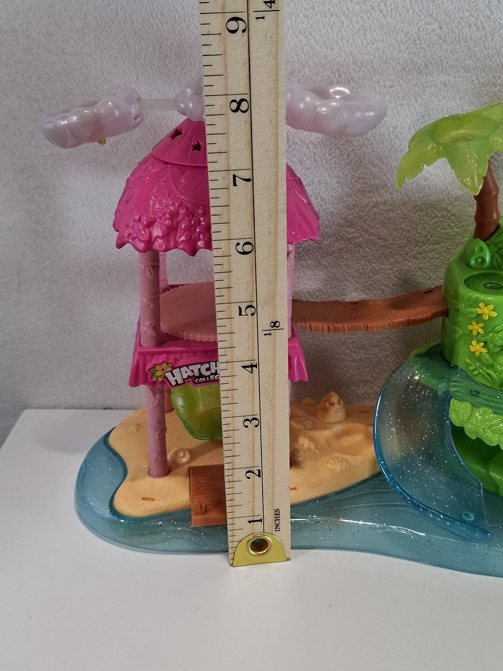 Hatchimals Tropical Playset - Pink & Green Island Adventure - Picture 11 of 11